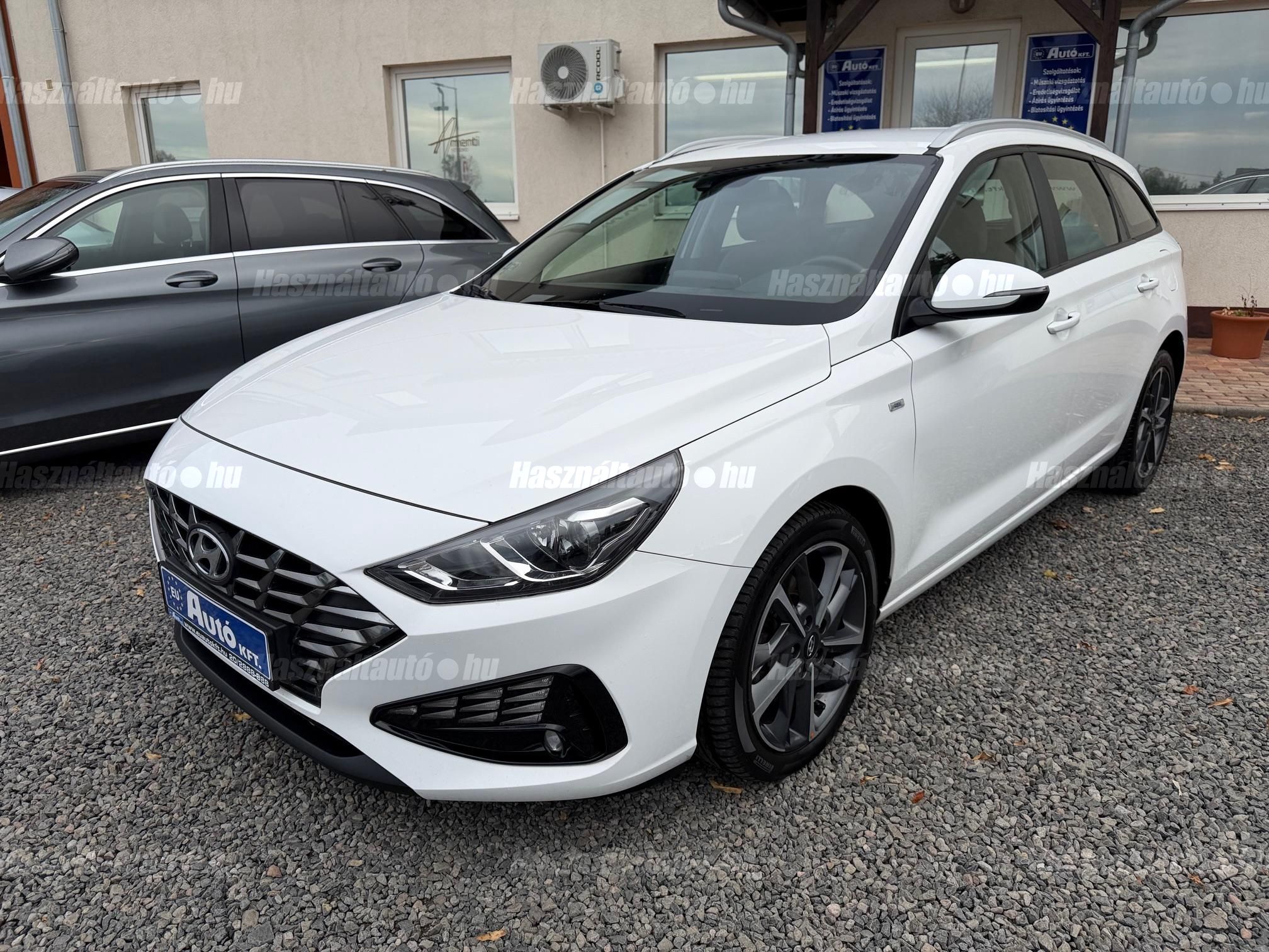 HYUNDAI I30 2022/10 - 1