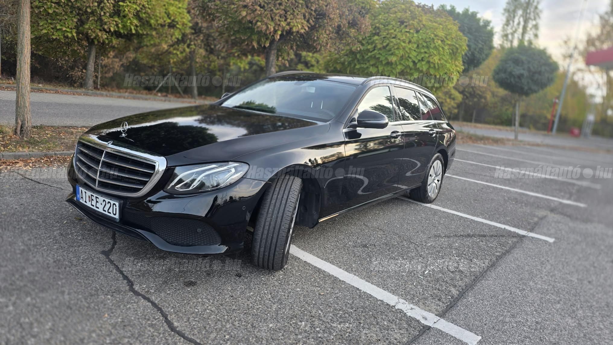 MERCEDES-BENZ E 200 2017/9 - 1
