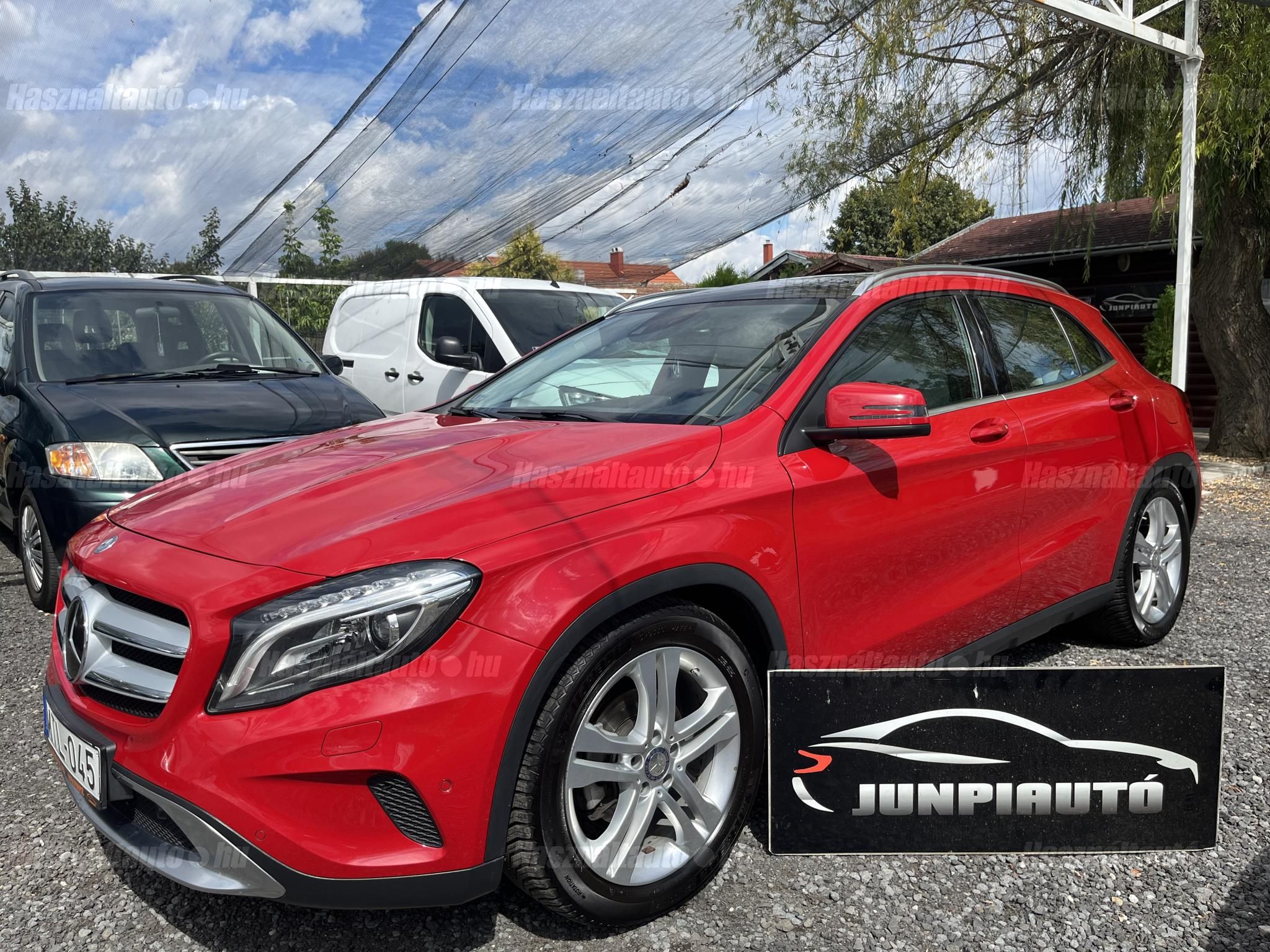 MERCEDES-BENZ GLA 220 2014/7 - 1