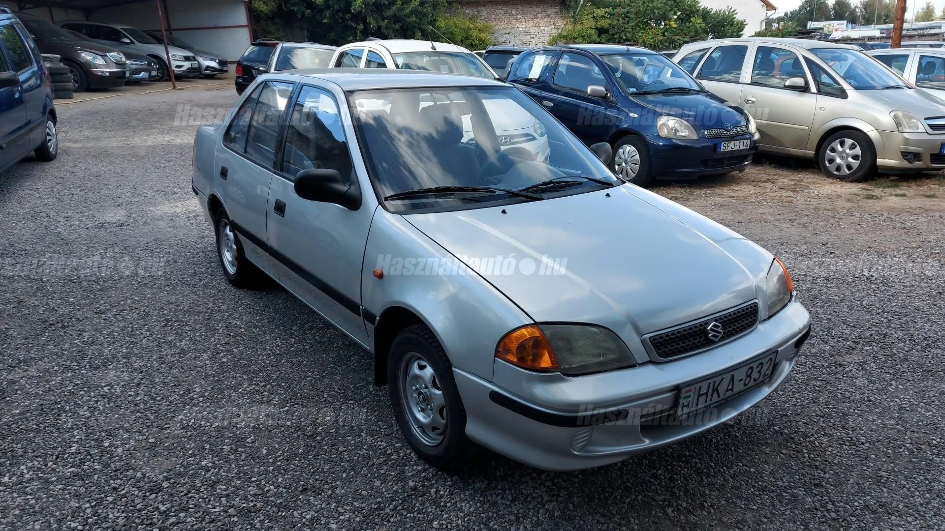 SUZUKI SWIFT 2000/11 - 1