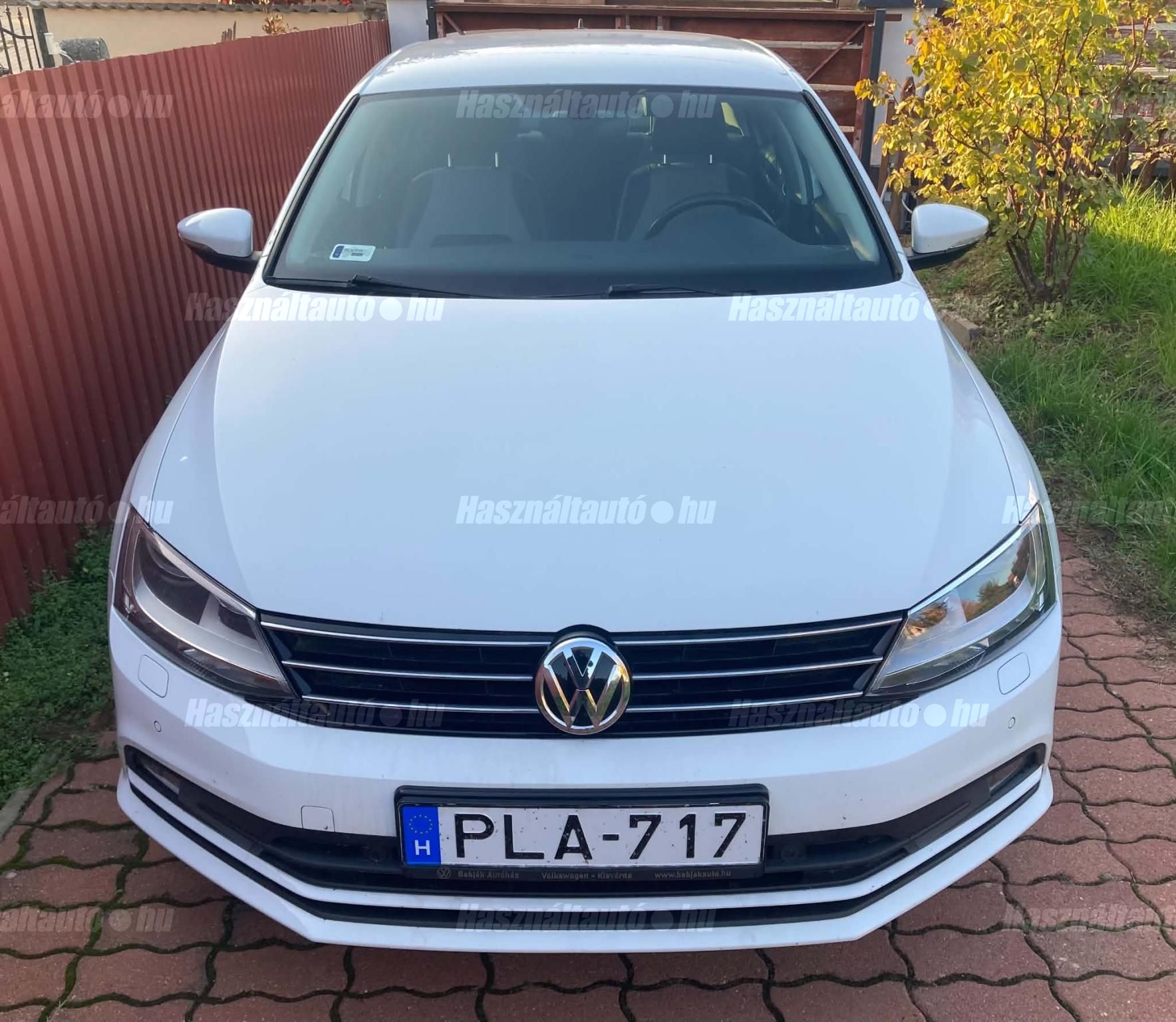 VOLKSWAGEN JETTA VI 2017/10 - 1