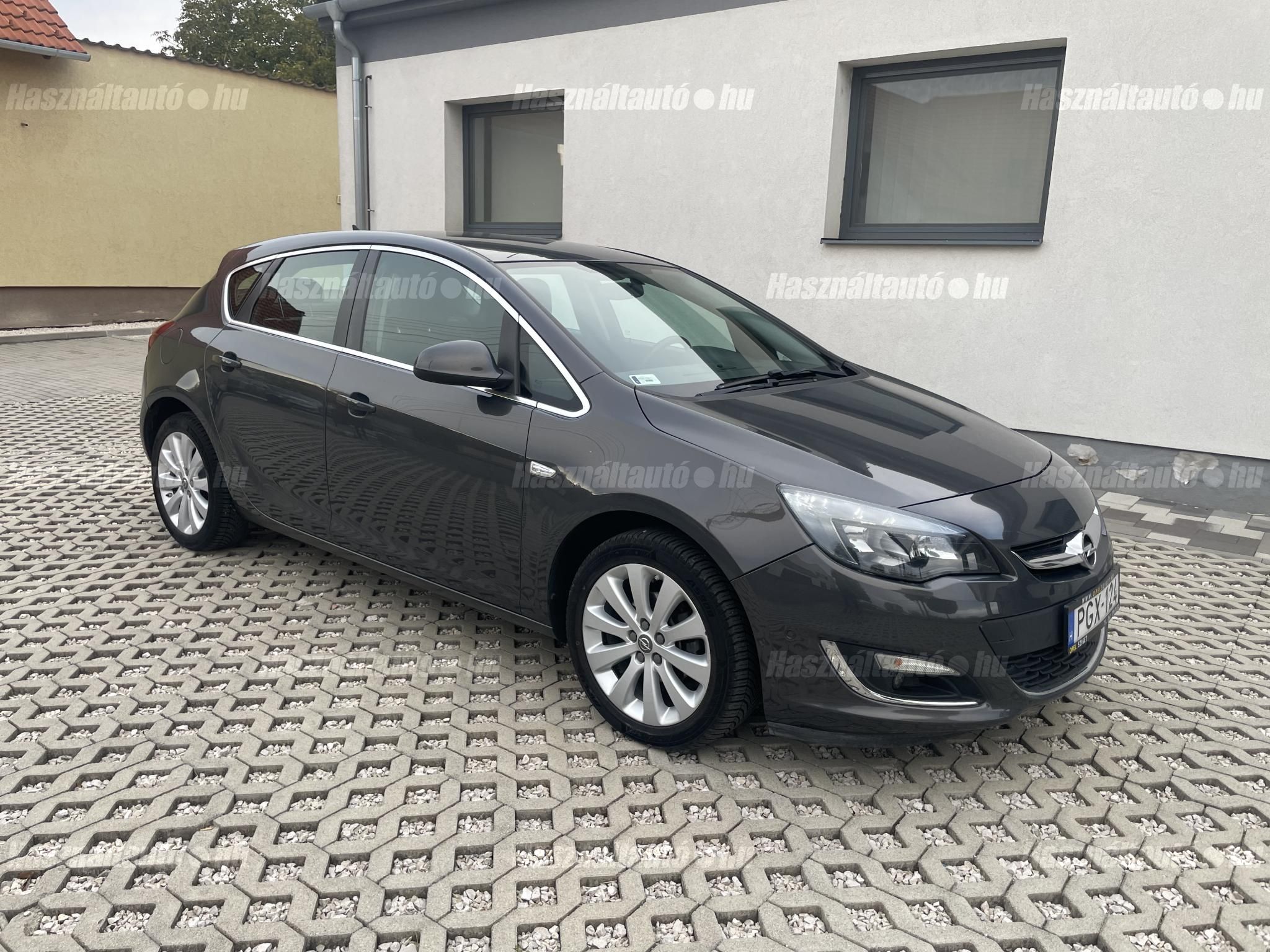 OPEL ASTRA J 2015/4 - 1