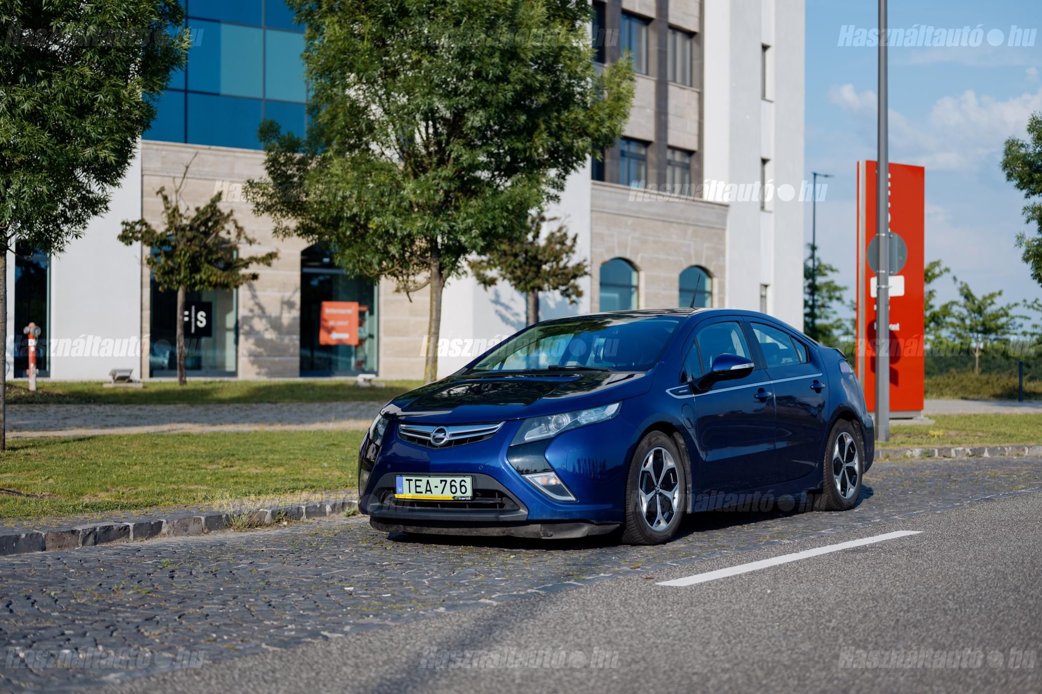 OPEL AMPERA 2012/8 - 1