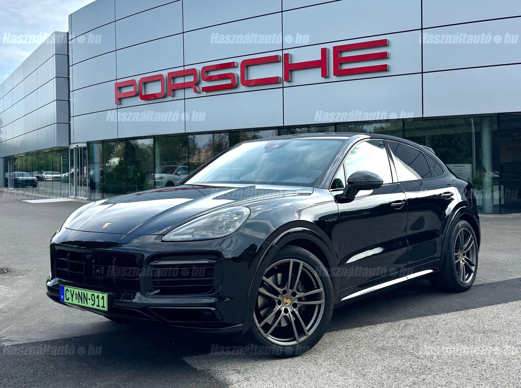 PORSCHE CAYENNE 2022/12 - 1