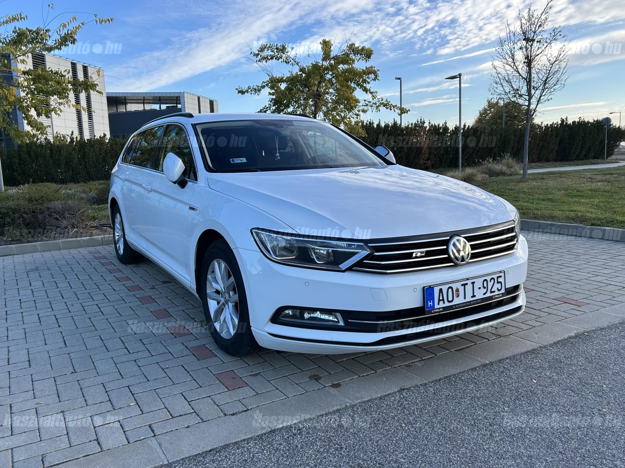 VOLKSWAGEN PASSAT VIII 2016/8 - 1