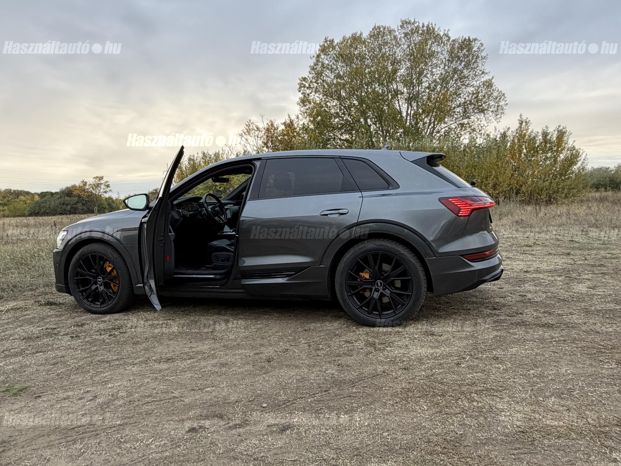 AUDI E-TRON 2022/5 - 1
