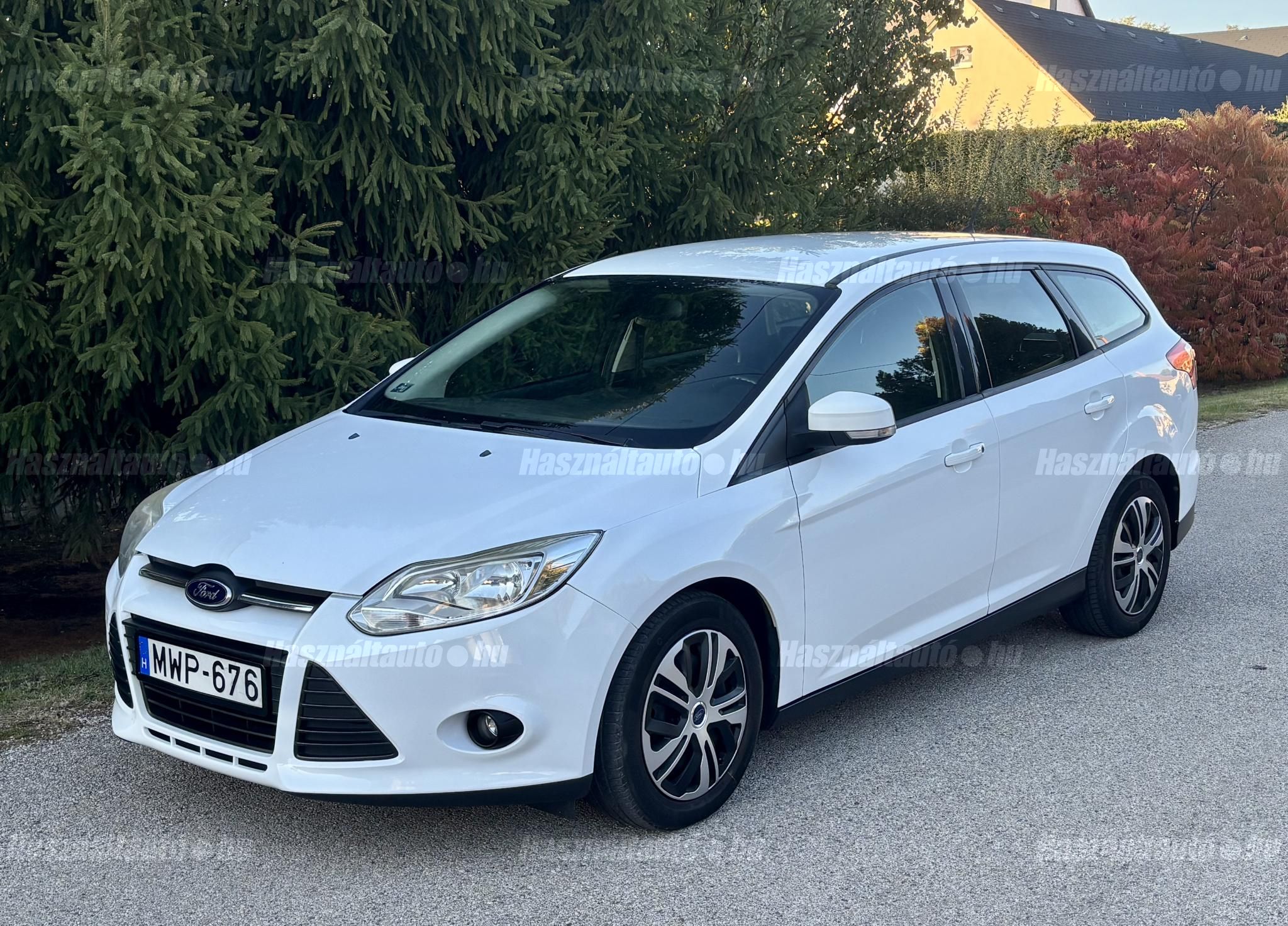 FORD FOCUS 2014/9 - 1