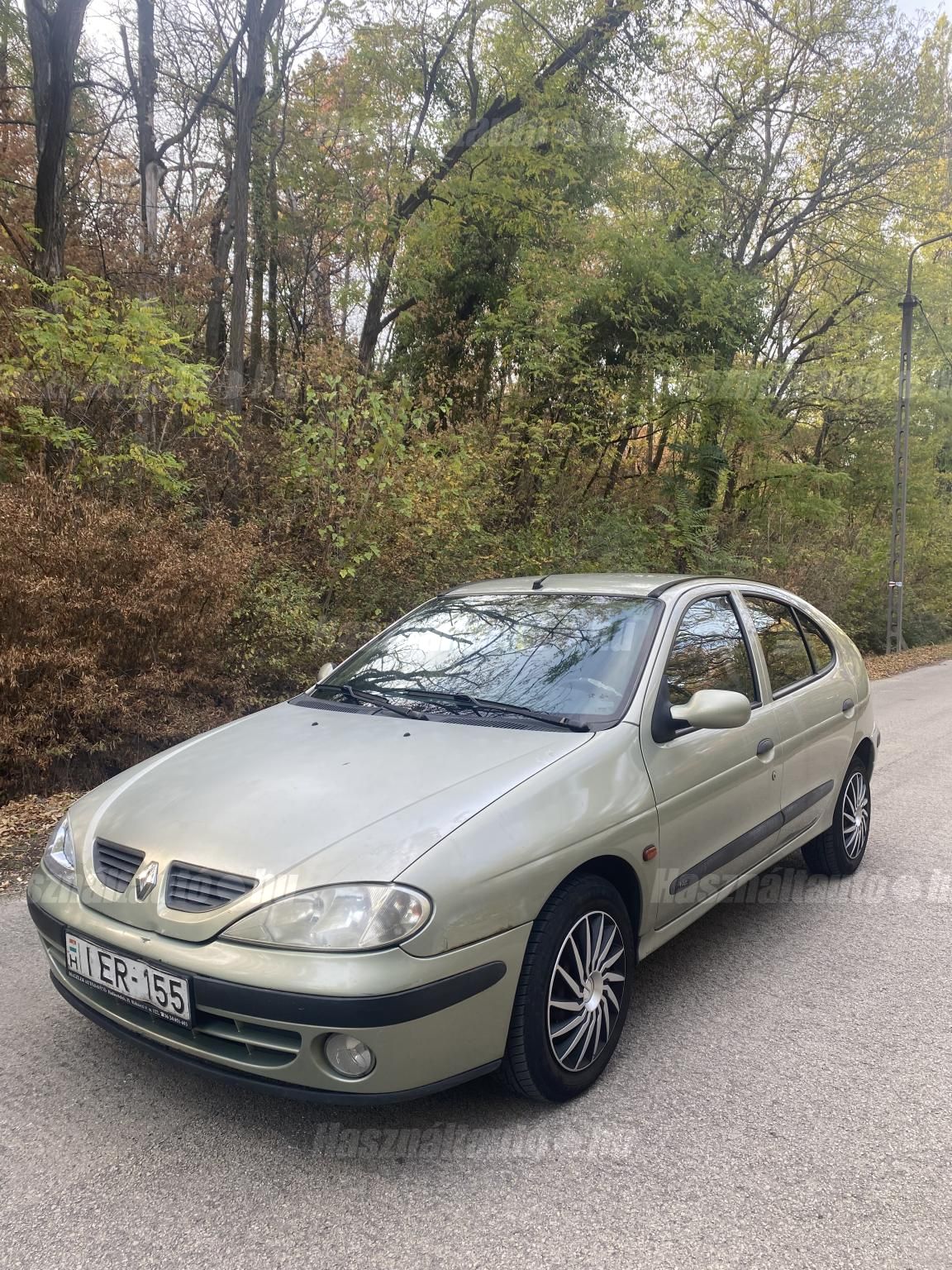 RENAULT MEGANE 2002 - 1