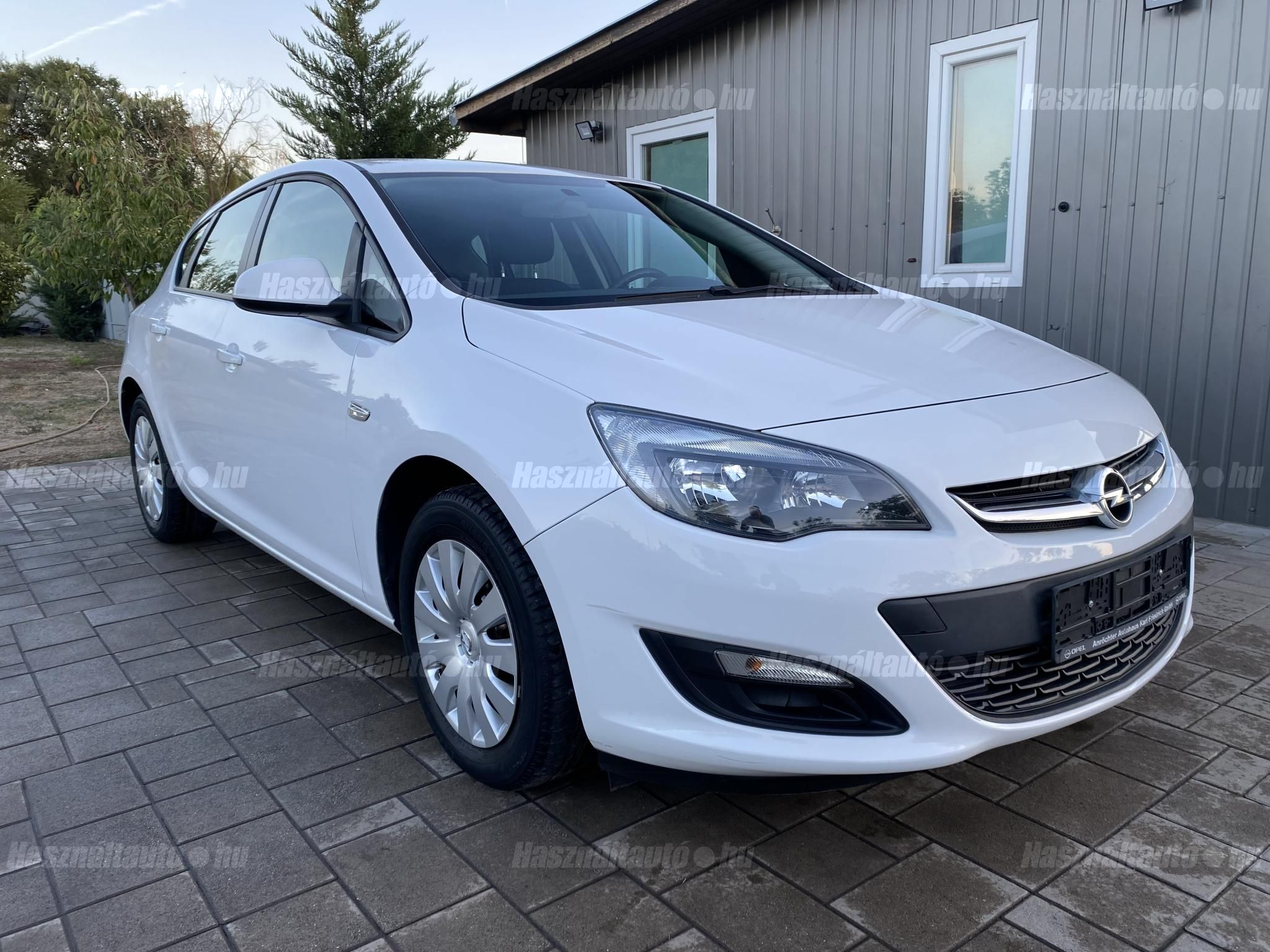 OPEL ASTRA J 2015/3 - 1