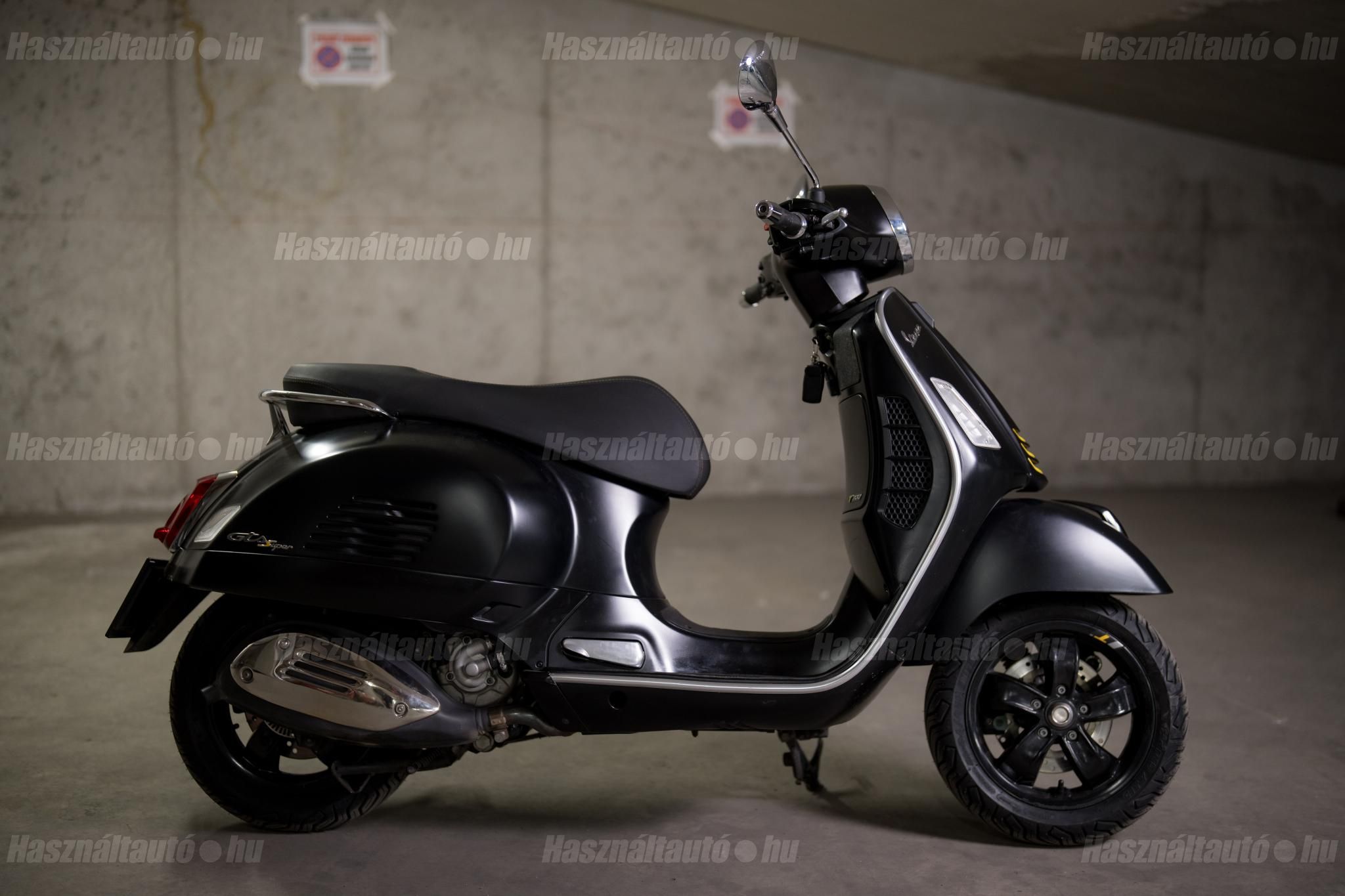 VESPA GTS 2021/10 - 1