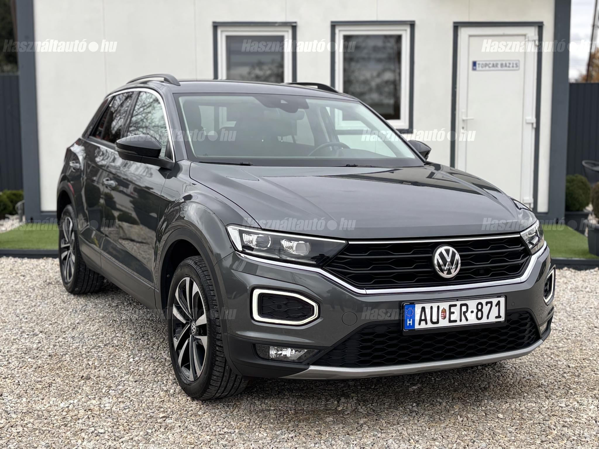 VOLKSWAGEN T-ROC 2019/3 - 1