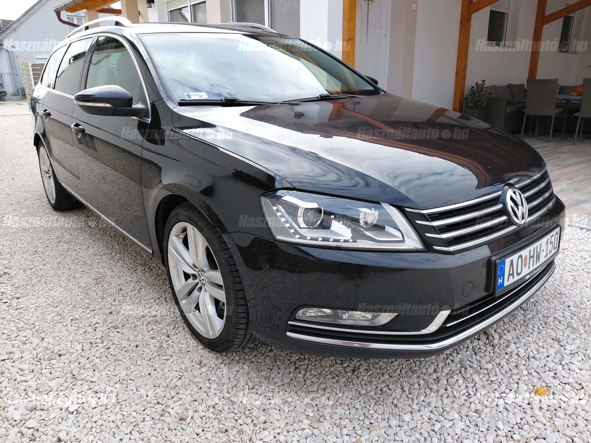 VOLKSWAGEN PASSAT 2011/9 - 1