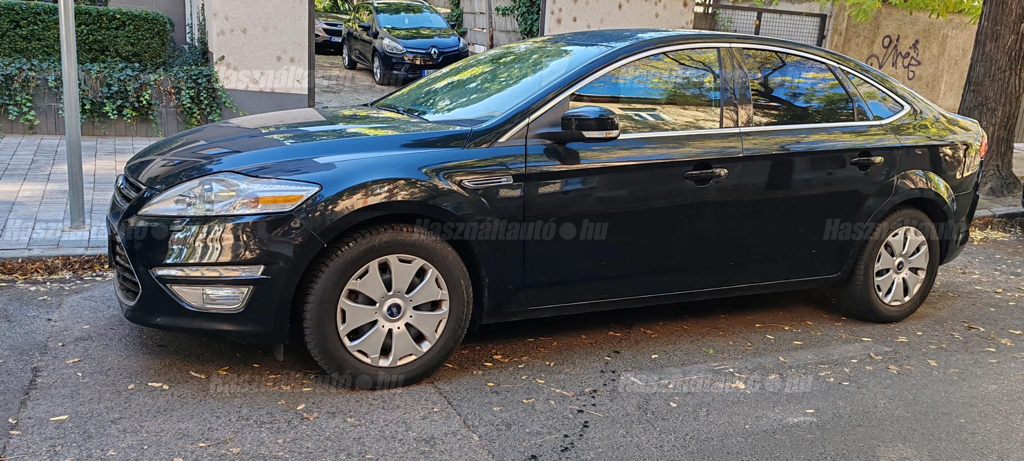 FORD MONDEO 2012/6 - 1
