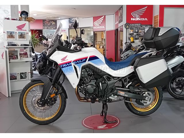 HONDA TRANSALP XL750 2024. Fehér színben KÉSZLETRŐL !