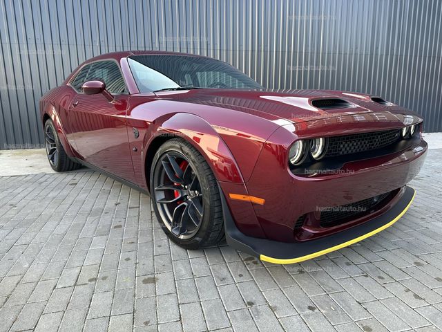 DODGE CHALLENGER 6.2 V8 SRT Hellcat Widebody (Automata) Érvényes műszakis!