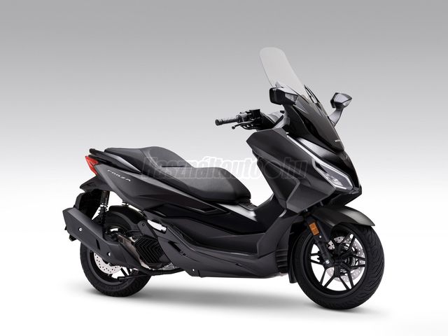 HONDA FORZA 350 2024 es modell RAKTÁRON!