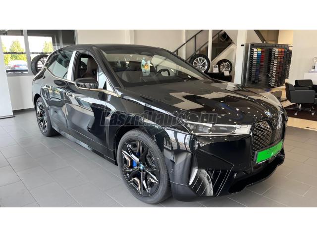 BMW IX xDrive50