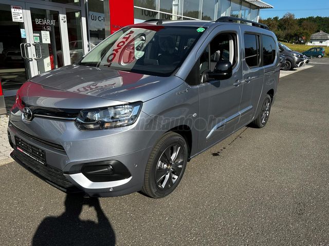 TOYOTA PROACE City Verso EV Family Plus L2H1 (Automata)