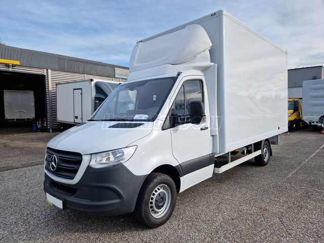 MERCEDES-BENZ SPRINTER 317 CDI 907.135.13 Hűtős 0-5C-os szigeteléssel