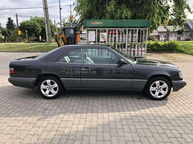 Eladó használt MERCEDES-BENZ W 124 2 198 cm³ Coupe Automata