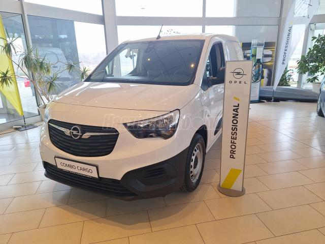 OPEL COMBO Cargo 1.5 DT L2H1 2.4t Cargo Edition 3 személyes