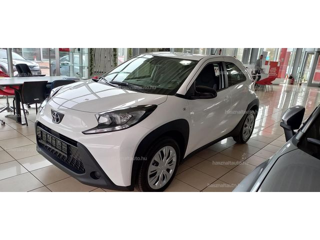 TOYOTA AYGO X 1.0 VVT-i Comfort Gyártásból