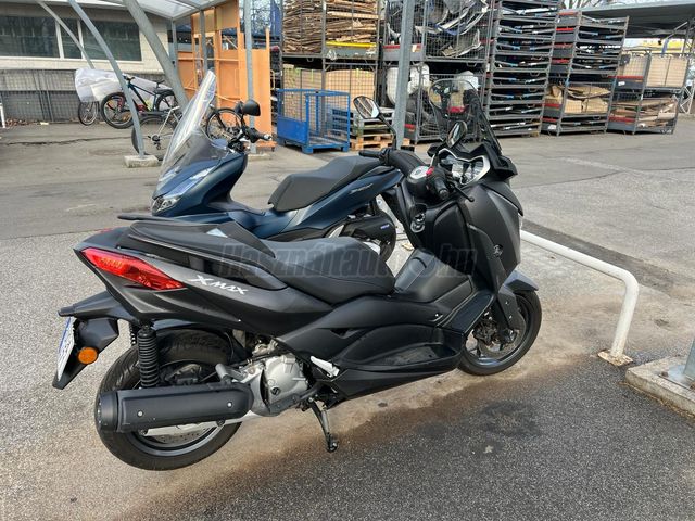 YAMAHA X-MAX 125 TECH MAX. 2019. MAGYAR.1.TULAJ