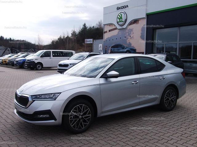 SKODA OCTAVIA 1.5 TSI ACT Ambition