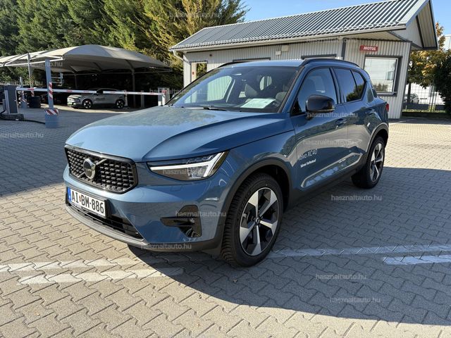 VOLVO XC40 2.0 [B4] MHEV Plus Dark DCT