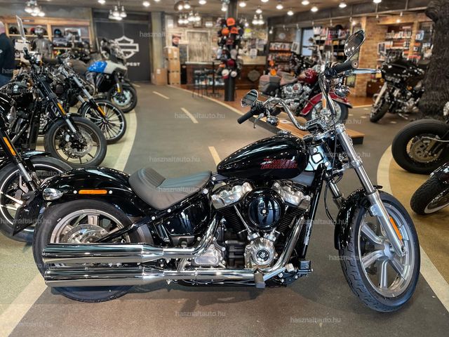 HARLEY-DAVIDSON SOFTAIL STANDARD