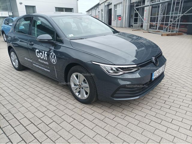 VOLKSWAGEN GOLF VIII 2.0 TDI SCR Life DSG Tolató kamerával