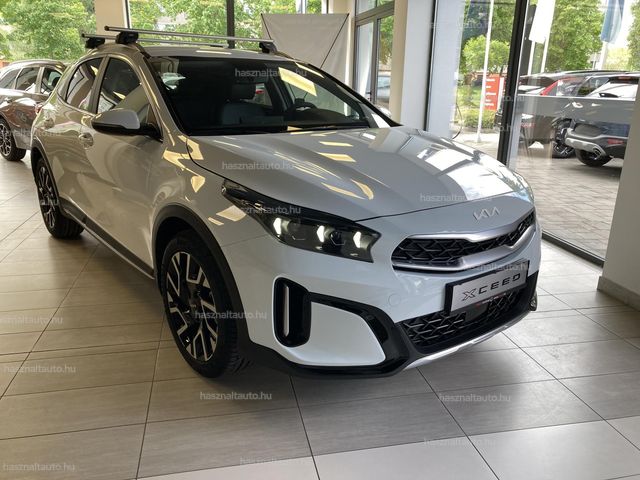 KIA XCEED 1.5 T-GDI X-Gold Keszletakció 160 lóerős