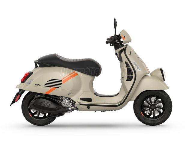 VESPA GTV 300 - VESPA SÁRVÁR