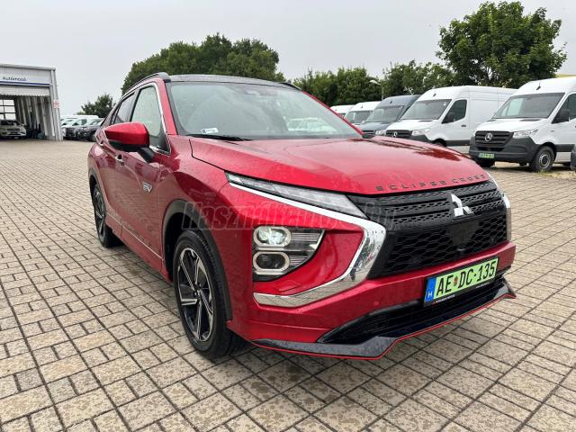 MITSUBISHI ECLIPSE CROSS 2.4 PHEV Instyle Navi 4WD CVT KÉSZLETRŐL!!!