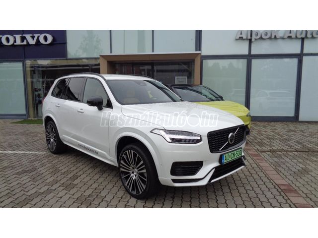 VOLVO XC90 2.0 [T8] Plus Dark Geartronic (7 személyes ) Mo-i Áfás