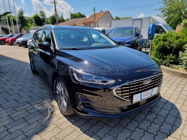 FORD FOCUS TITANIUM 1.0L ECOBO.HYB. 125 M6 Metál | Készleten