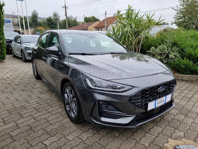 FORD FOCUS ST-LINE 1.0L ECOBO.HYB. 125 M6 Metálfényezéssel | Készleten