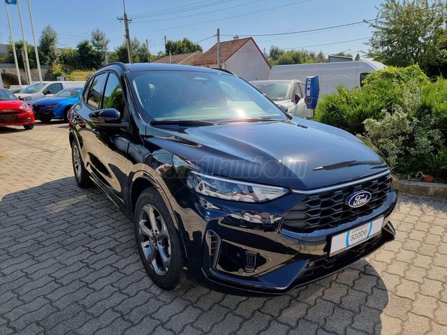 FORD KUGA ST-LINE 1.5L ECOBOOST 150 M6 Metálfényezéssel | Készleten