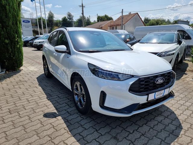 FORD KUGA ST-LINE 1.5L ECOBOOST 150 M6 = | Készleten