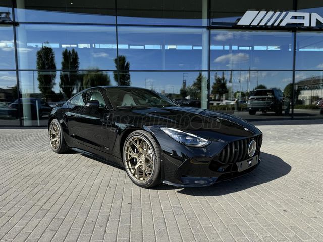 MERCEDES-AMG GT AMGCoupé 63 4Matic+ 9G-TRONIC Gyönyörű konfiguráció