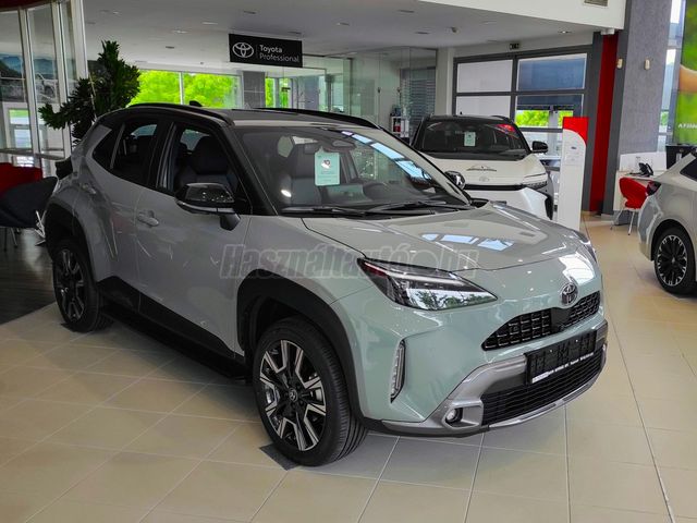 TOYOTA YARIS CROSS 1.5 Hybrid Premiere Edition e-CVT VIP szalonautó