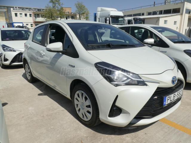 TOYOTA YARIS 1.5 HSD Live e-CVT 69Ekm!Magyar.vez.szervízkönyv!ÁFA-s