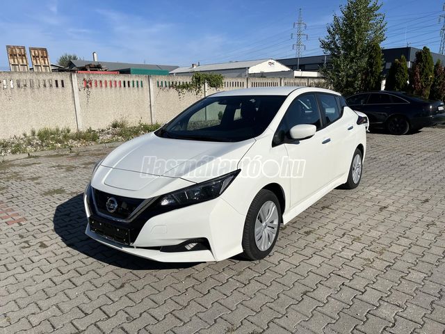 Nissan leaf visia 40kwh discount