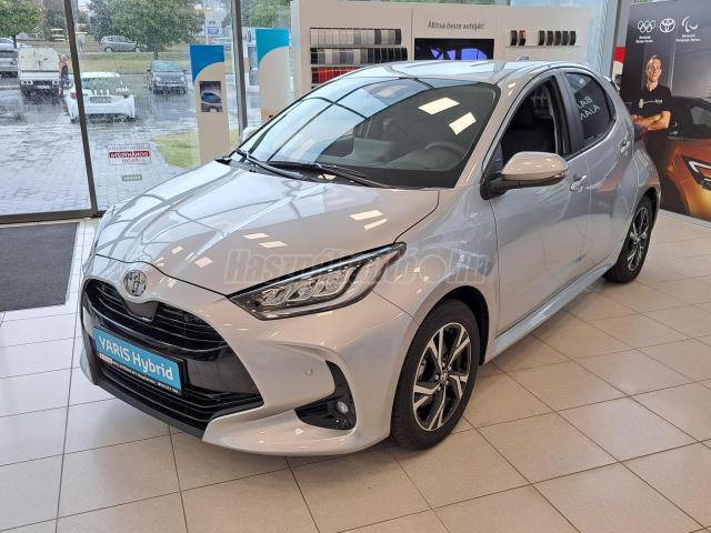 TOYOTA YARIS 1.5 Hybrid Style e-CVT MC24