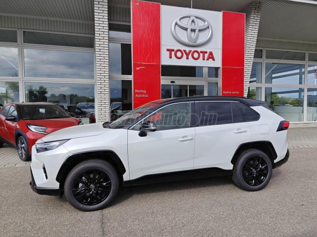 TOYOTA RAV 4 Rav4 2.5 Hybrid Selection e-CVT Készletről!