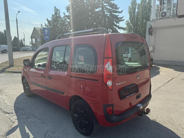 RENAULT KANGOO Express 1.6 16V Komfort (Automata) MEGKÍMÉLT ÁLLAPOTBAN. 5 AJTÓS. VALÓS KM-REL!