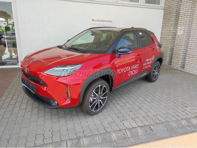 TOYOTA YARIS CROSS 1.5 Hybrid GR Sport Tech e-CVT