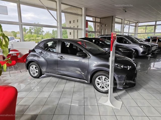 TOYOTA YARIS 1.5 Hybrid Comfort e-CVT Készletről!