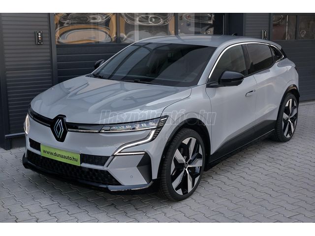 RENAULT MEGANE E-Tech electric EV60 Techno tesztautó-100% elektromos 130kW DC-24e km