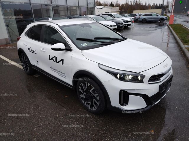 KIA XCEED 1.5 T-GDI X-Gold Bemutatóautó azonnal elvihető!